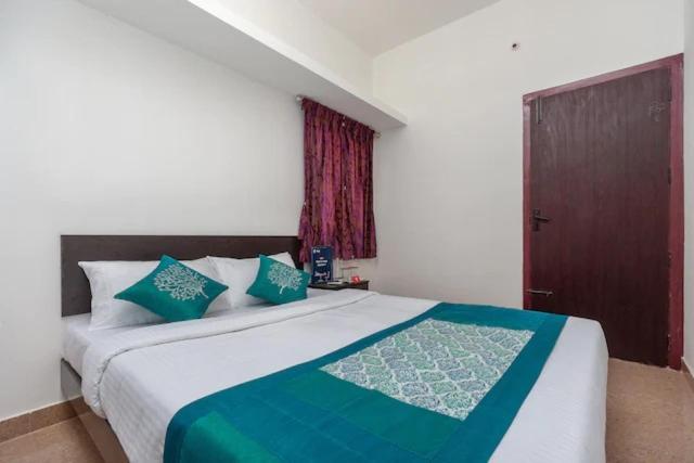 Varun Residency Airport Codissia Stay Коимбатур Экстерьер фото